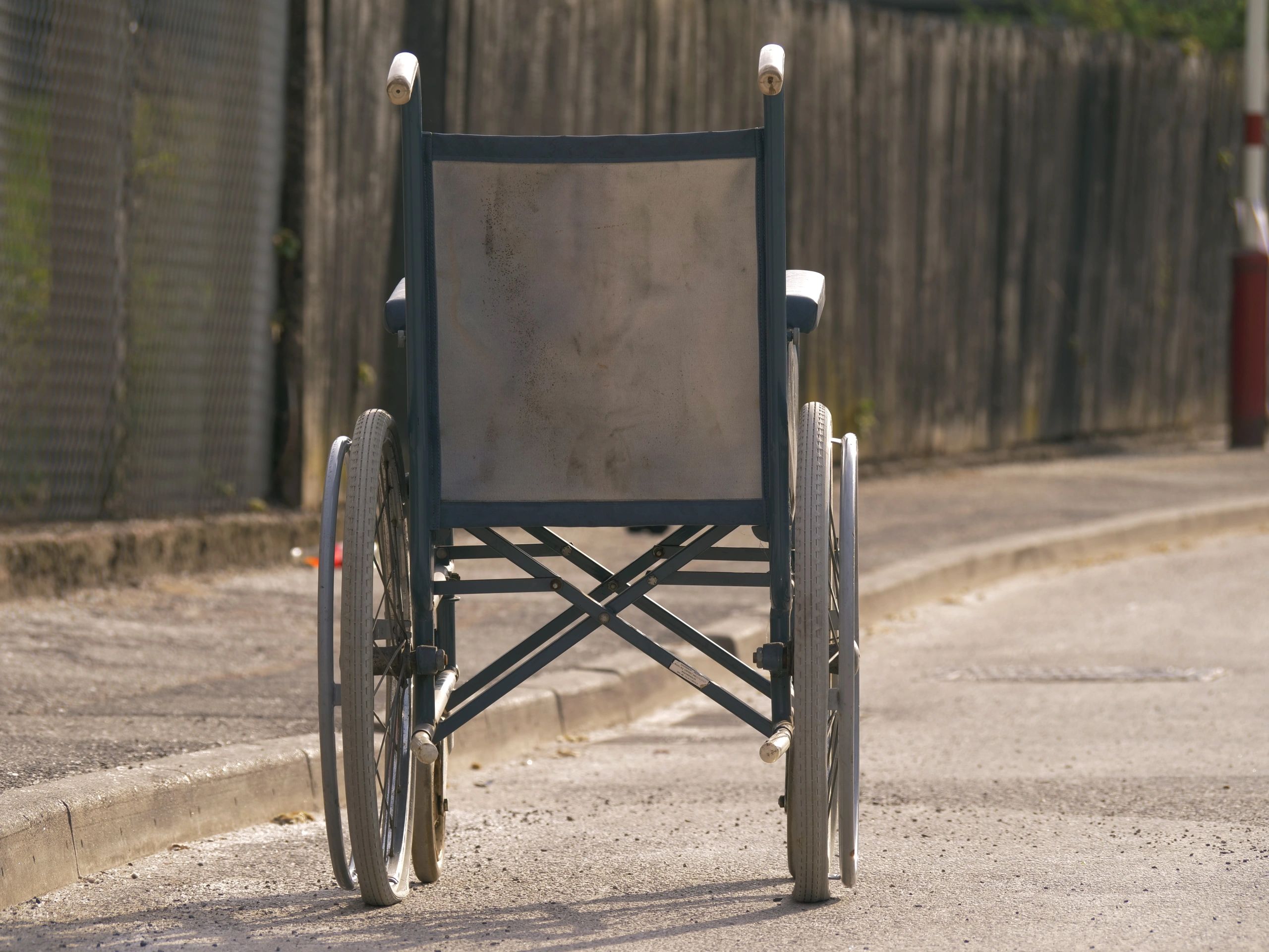 Mobility user traveling along an accessible street